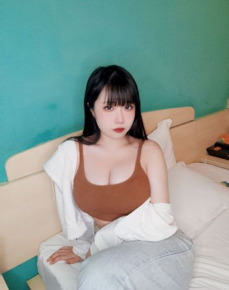 善良美丽的老师韩国在线_蓝光在线手机播放