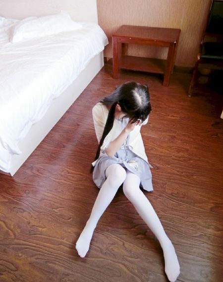 婷婷色久av_粤语中字在线观看