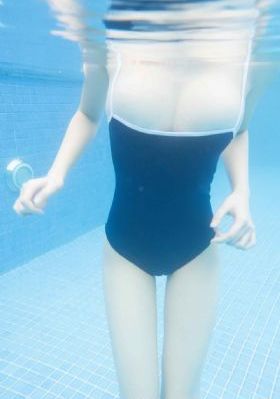 jizz亚洲妇女高潮喷水中文_全集无删减版高清免费观看
