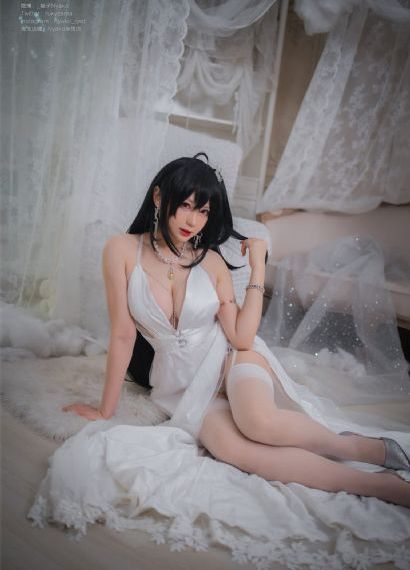 被社长惦记的戴眼镜的女职员_全集神马影院